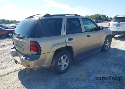 2007 Chevrolet Trailblazer Ls z USA, uszkodzony, nr VIN 1GNDS13SX72285777